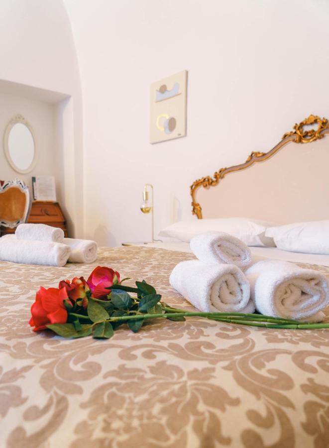 Corte Pietrantica - Charming Rooms & Suites ジョヴィナッツォ エクステリア 写真